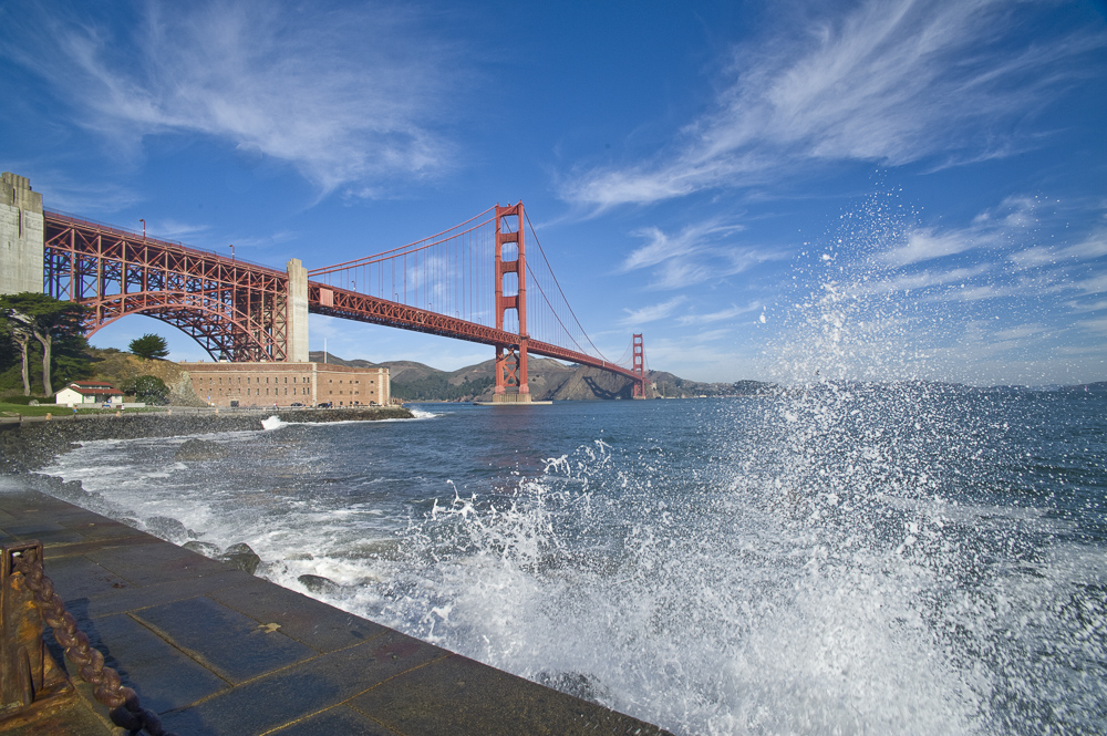 Crashing waves near the Golden Gate Bridge